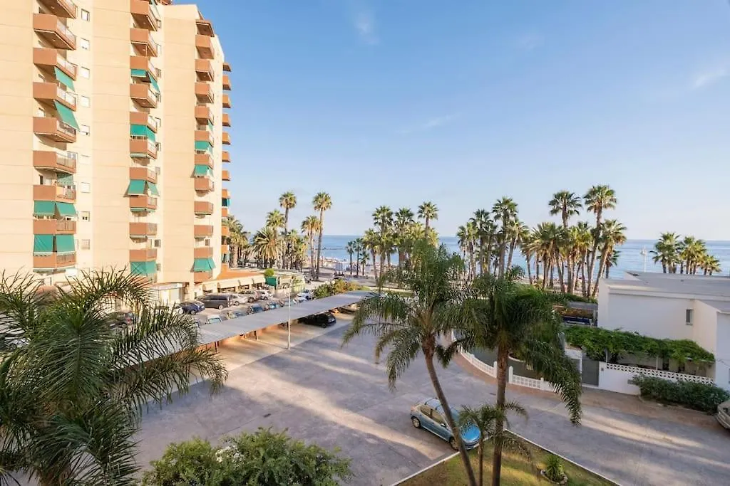 Apartamento Frente Al Mar, Luminoso Y Amplio. Almunecar Spain