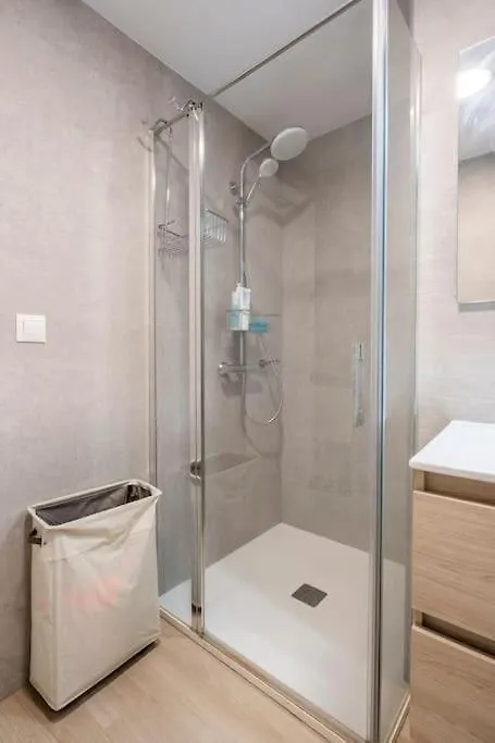 Apartamento Frente Al Mar, Luminoso Y Amplio. Almuñécar 0*,  إسبانيا