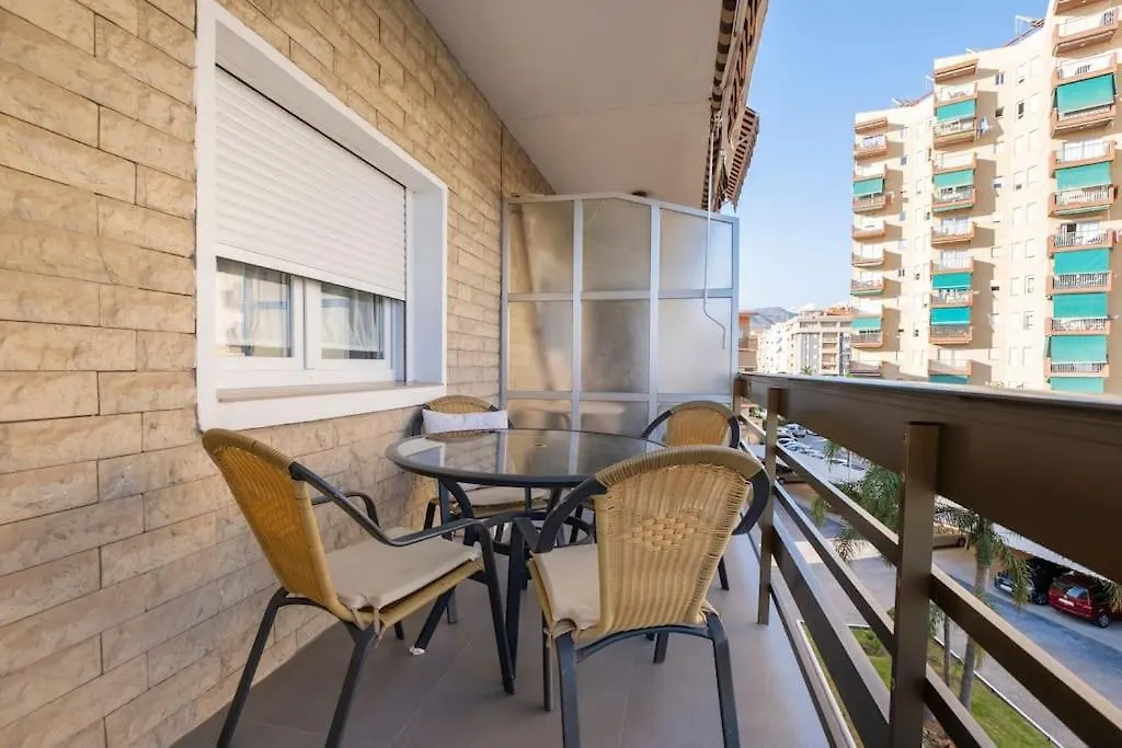 Apartamento Frente Al Mar, Luminoso Y Amplio. Almuñécar