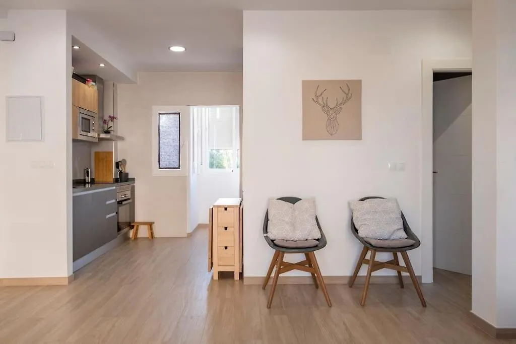 Apartamento Frente Al Mar, Luminoso Y Amplio. Almuñécar