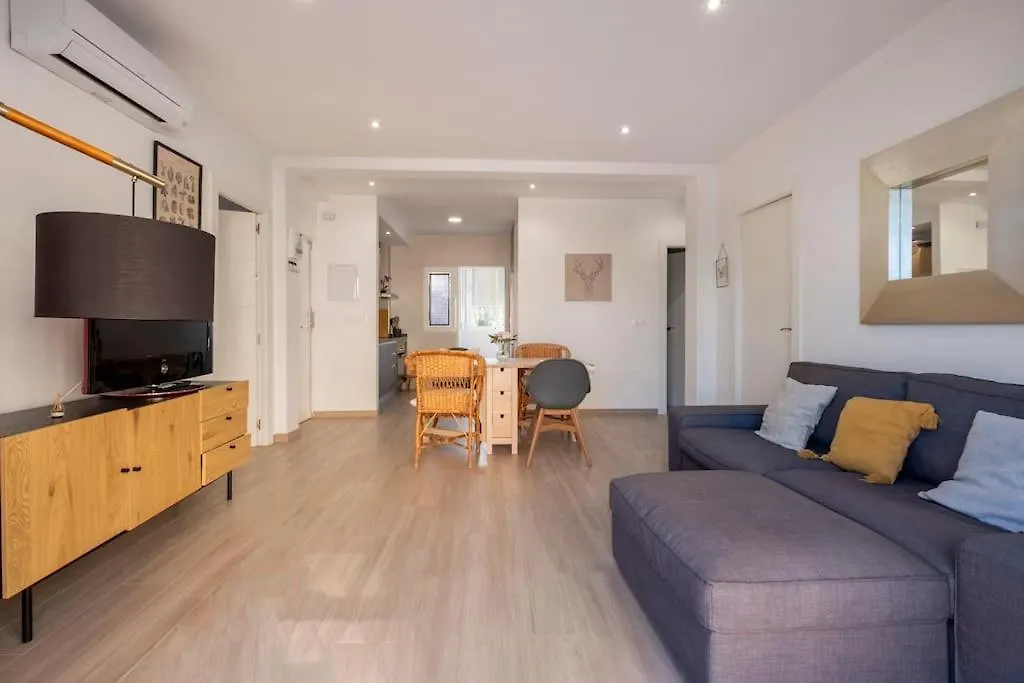 Apartamento Frente Al Mar, Luminoso Y Amplio. Almuñécar 0*,  إسبانيا