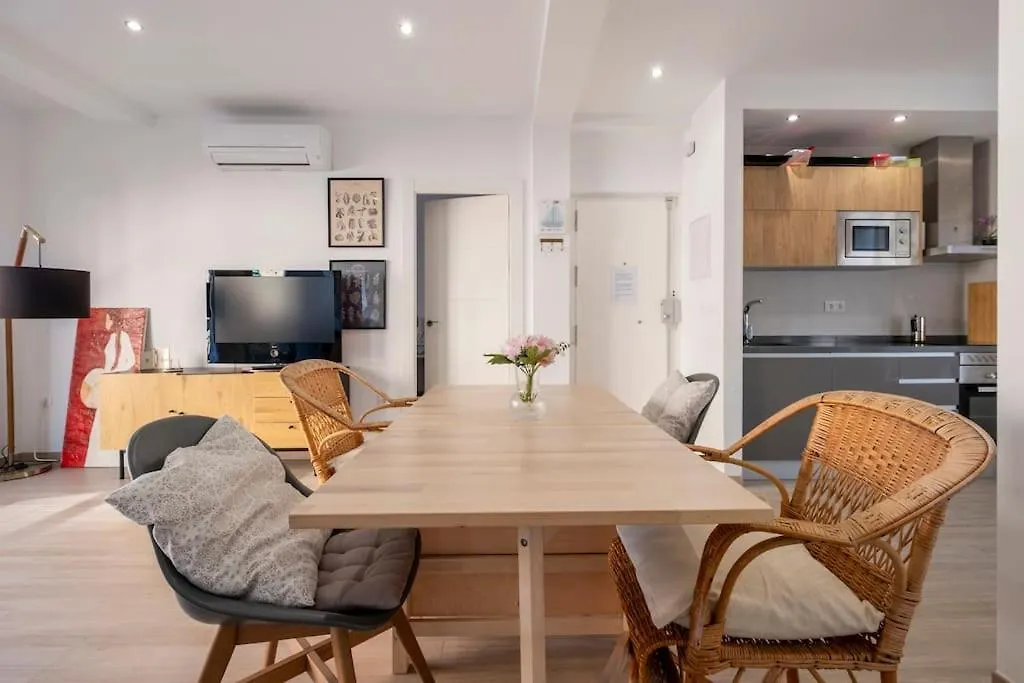 Apartamento Frente Al Mar, Luminoso Y Amplio. Almuñécar شقة