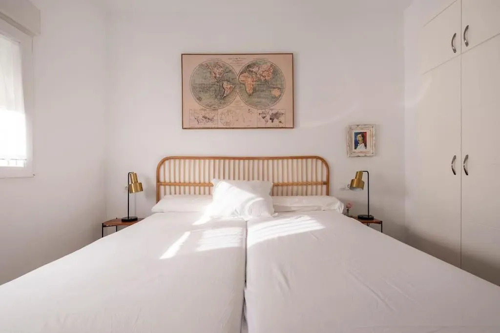 شقة Apartamento Frente Al Mar, Luminoso Y Amplio. Almuñécar